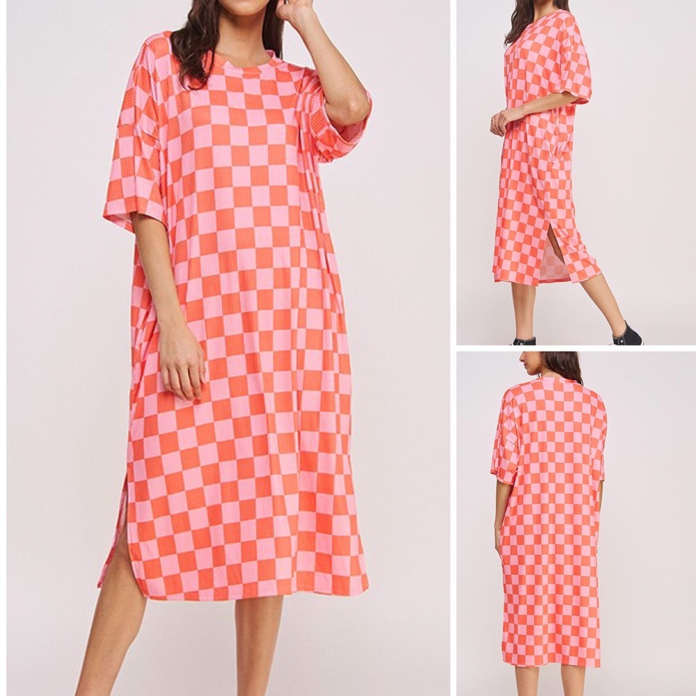 ❤️ JUST ARRIVED ❤️ Checkerboard Midi Dress